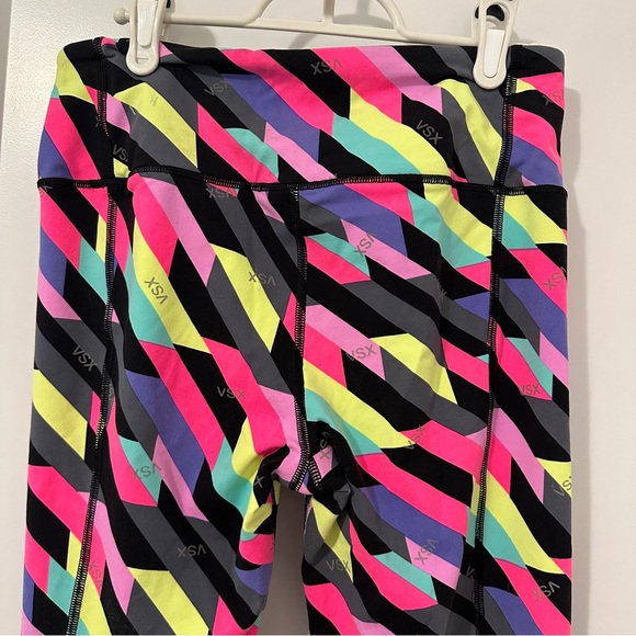 VSX Victoria’s Secret Sport Knockout Multi- Colour Geometric Print Leggings - Picture 9 of 11